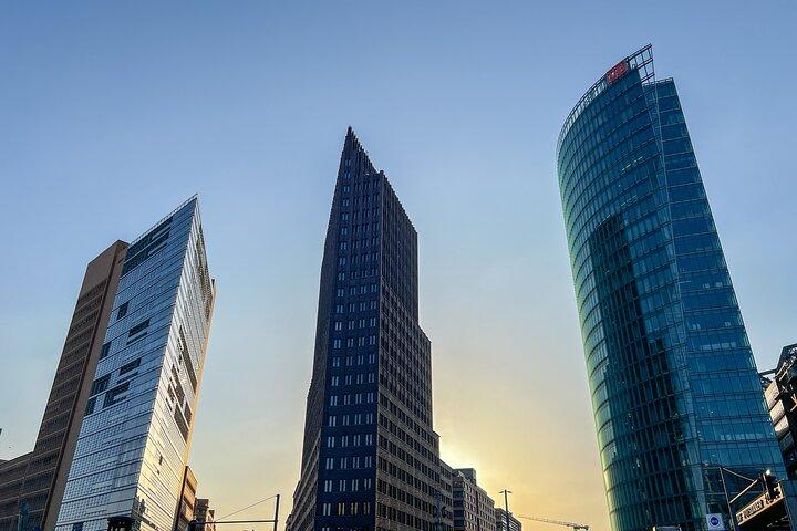 Berlin Private Walking Tour Höjdpunkter och dolda pärlor med en lokal