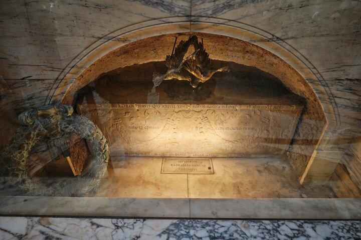 Tour privado exclusivo del Panteón.