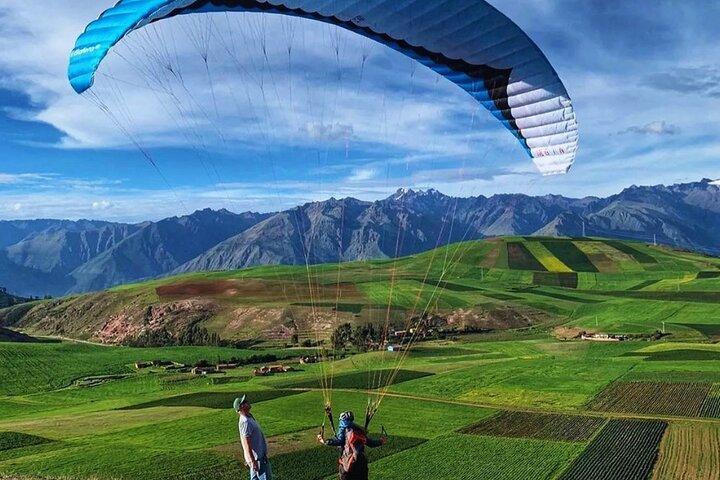 Paragliding i Inkaernes Hellige Dal fra Cusco