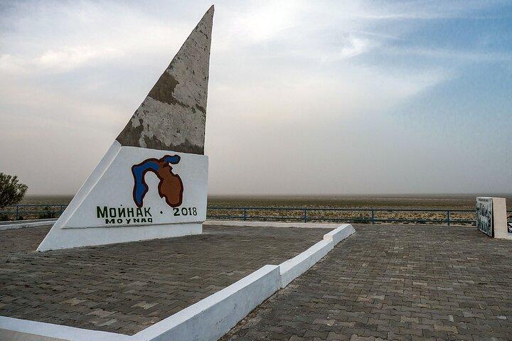 Visite du cimetière naval de Nukus Muynak