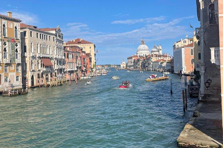 Passeio a pé pelos destaques e joias escondidas de Veneza