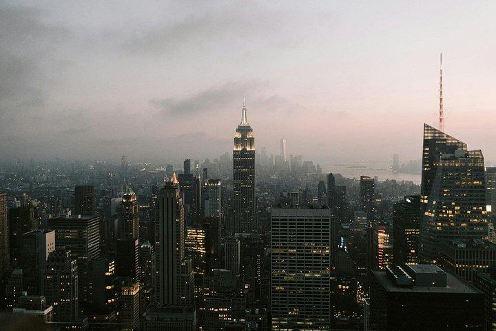 Contrasti Tour Privato di New York con autista e guida locale
