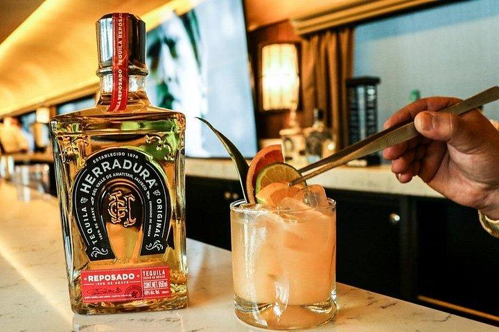 ユニークなツアー！グアダラハラからハシエンダ・カーサ・エラドゥーラを訪問