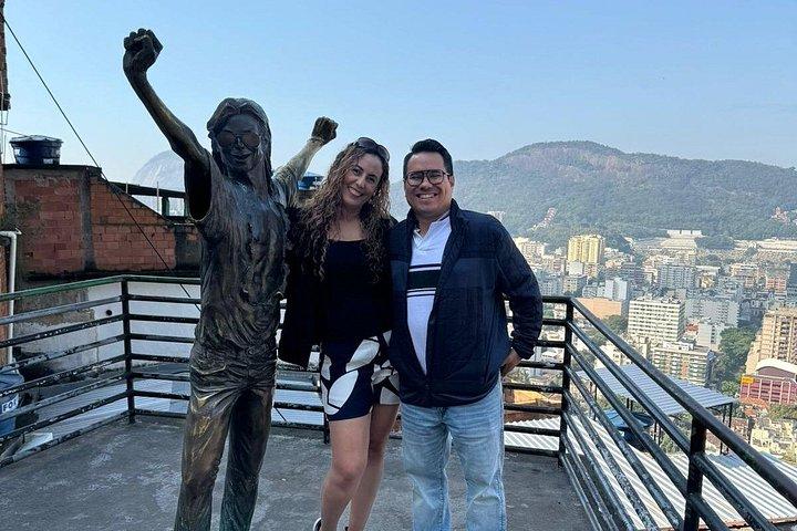 2 in 1 : プライベート・ファヴェーラ＆リトル・アフリカ - アフリカ全史！