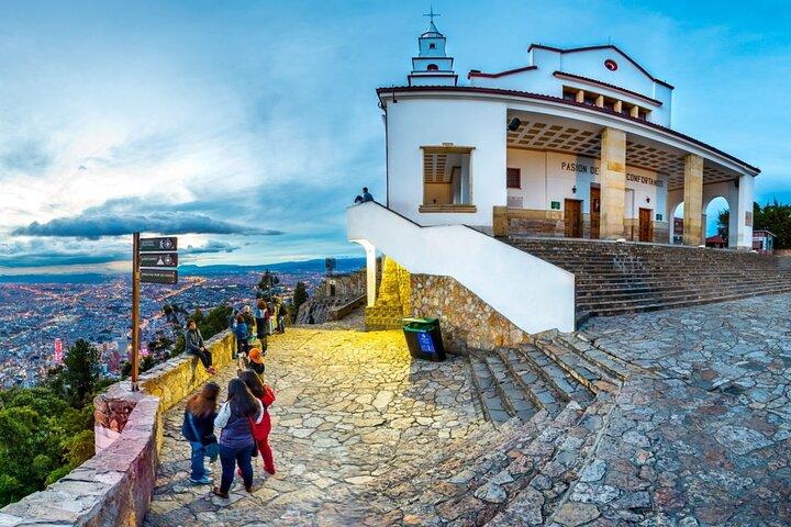 Tour La Candelaria e Monserrate: Excursão Histórica e Cultural