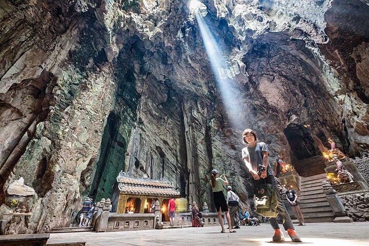 Privétour naar Marble Moutains, Linh Ung Pagoda, Am Phu Cave