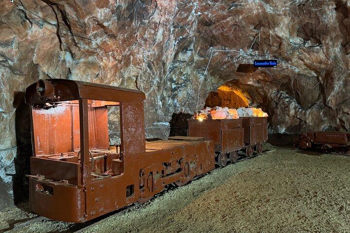 ラホールとイスラマバードからの塩鉱山とカタス・ラージへの日帰り旅行