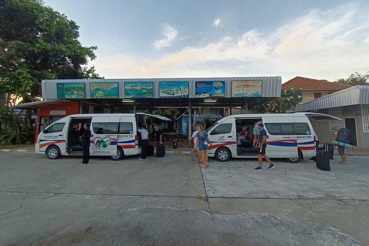 Koh Samui: Transfer Rápido de Catamarã e Ônibus de Phuket