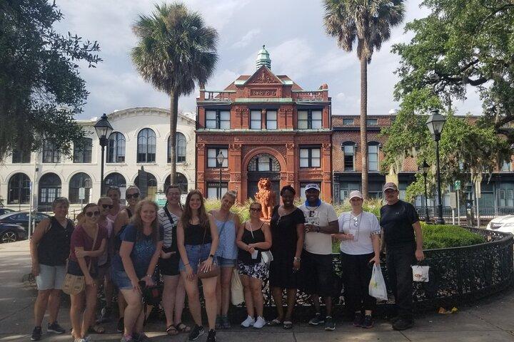 Kids Walking movie tour of Savannah