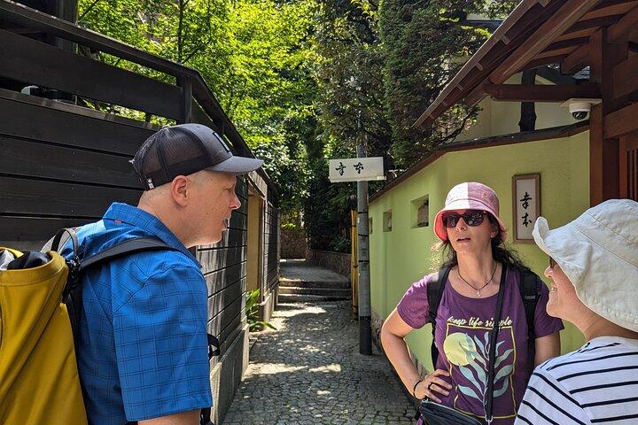 Privat rundvandring: Hotell nära Lilla Kyoto i Tokyo