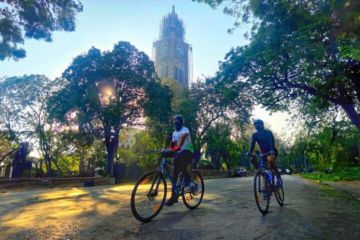 自転車で巡るムンバイ市内観光ガイド ツアー