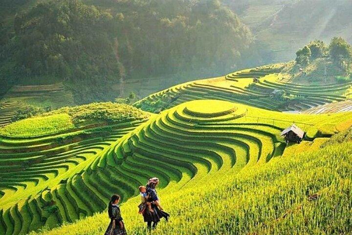 2-tägige Sapa Trekking von Hanoi und Rückfahrt