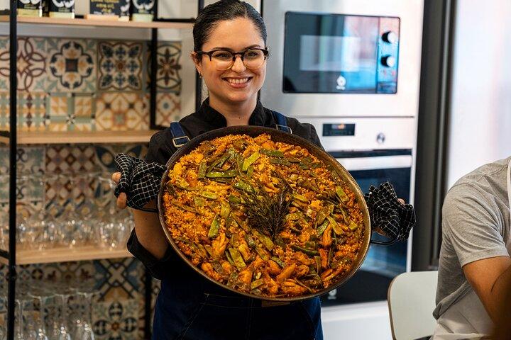 Laboratorio di paella e sangria a Malaga