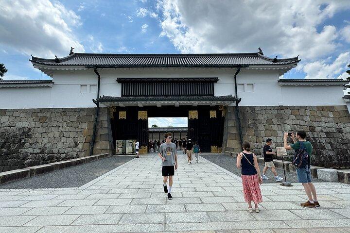 京都：二条城、高貴な建築と庭園のガイド付きツアー