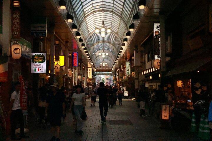 地元の人のように東京を巡るプライベート 1 日ツアー