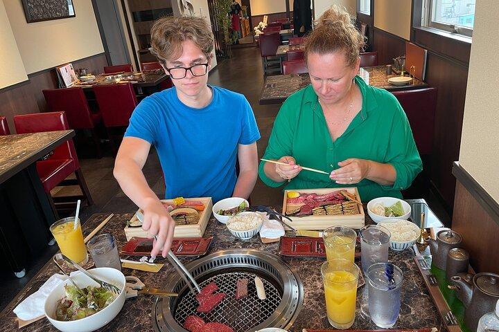 Asakusa Food Tour Smage Traditionel Tokyo med din lokale Vejleder