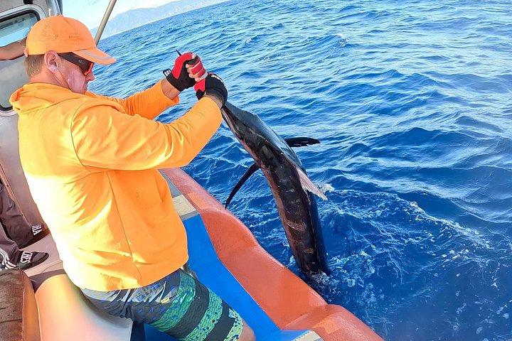 North Shore Fishing Charters and Private Cruises.