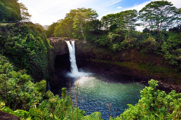 “Ultimate Big Island Experience” Vulcano, Cascata, Spiaggia e pranzo