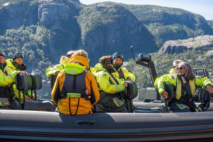 Lysefjord RIB Safari från Stavanger