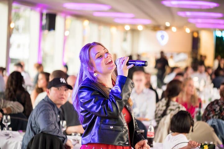 Paris Gourmet Dinner Seine River Cruise with Singer and DJ Set