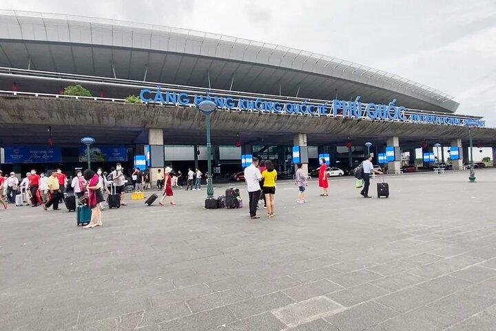 Partida Privada do Aeroporto em Duong Dong