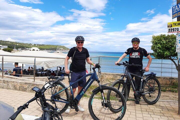 Da Atene : E-bike dell'isola di Egina e tour di un giorno a piedi