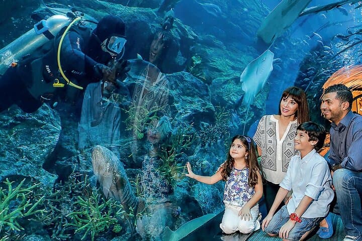 Dubai Aquarium and Underwater Zoo