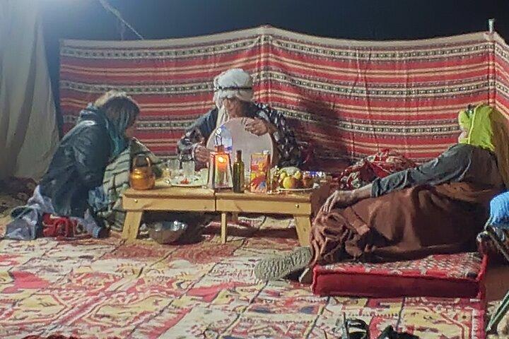 Vanuit Djerba, 2 dagen privétocht naar Ksar Ghilan en Chenini, overnachting in een bivak.