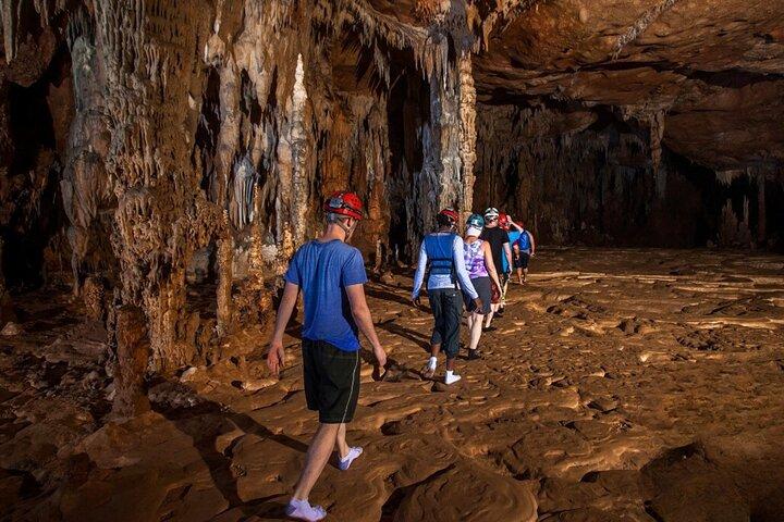 Tour van Actun Tunichil Muknal Cave en picknick