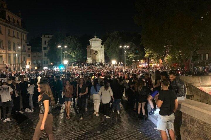 Rome Pub Crawl in the Old Town