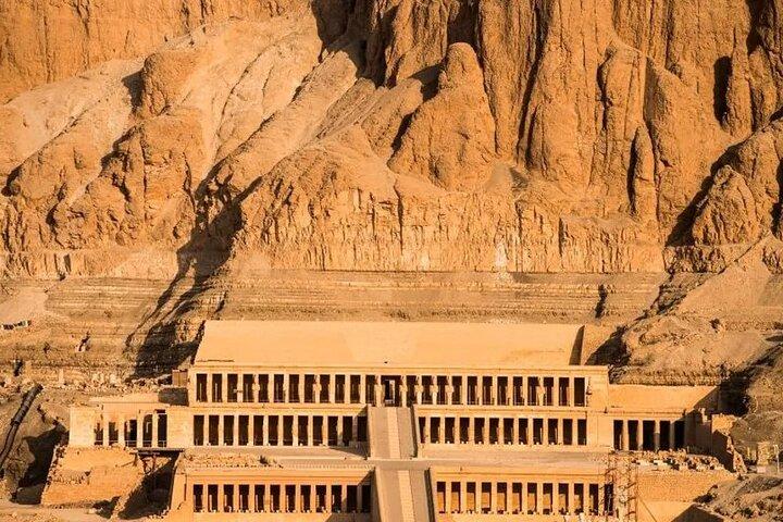 Luxor Westelijke Jordaanoever Toetanchamon Tombe en Halve Dag Tour