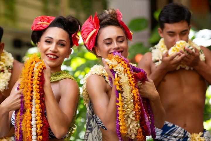 Luau Na Lei Aloha: Boutique Premium Dinner Show i Waikiki