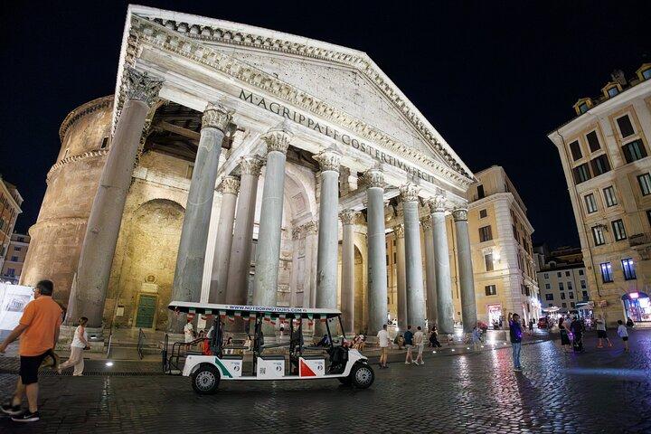 Divertente tour in golf cart con musica e gelato a Roma