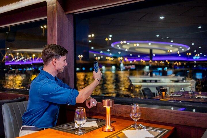 Die Opulenz Dinner Cruise von Iconsiam Bangkok