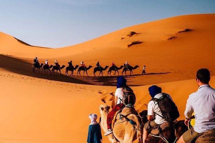 Desde Marrakech : Tour de 3 días al desierto mágico Merzouga