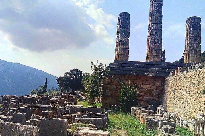 Delphi Arachova & Monast. Hosios Loukas da Atene Tour privato