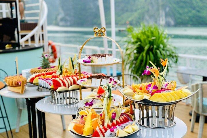Den mest luksuriøse Day Cruise Cat Ba, Lan Ha Bay fra Hanoi