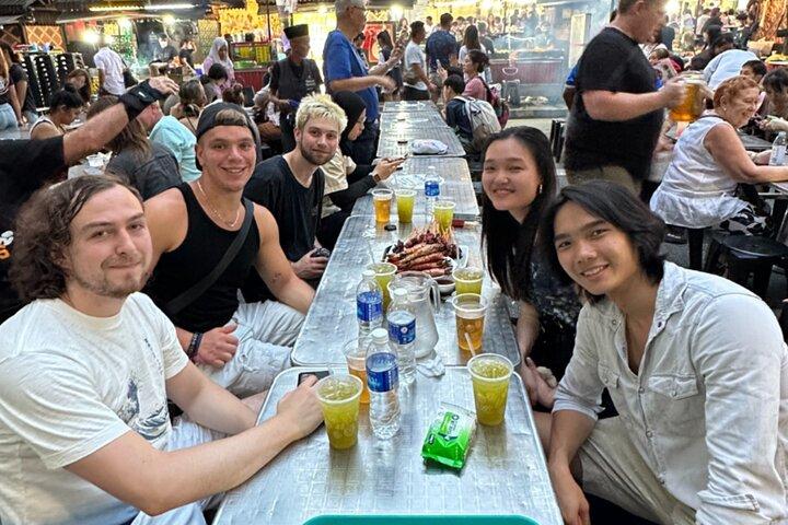 Signature Urban Night Tour: cibo di strada al tramonto a Singapore
