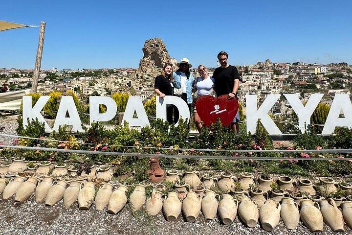 Excursion quotidienne en Cappadoce rouge et souterraine