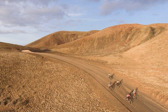 Volcanic Discovery PREMIUM eBike Tour : 35 km