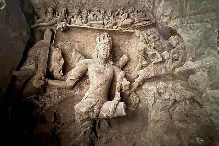 ムンバイ・ヘリテージウォークとエレファンタ洞窟体験