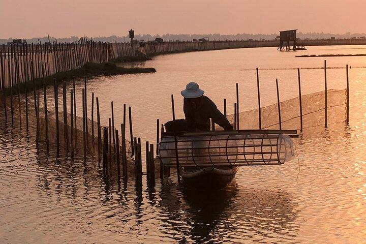 Hue Scenic Sunset Journey på Tam Giang Lagoon Private Tour