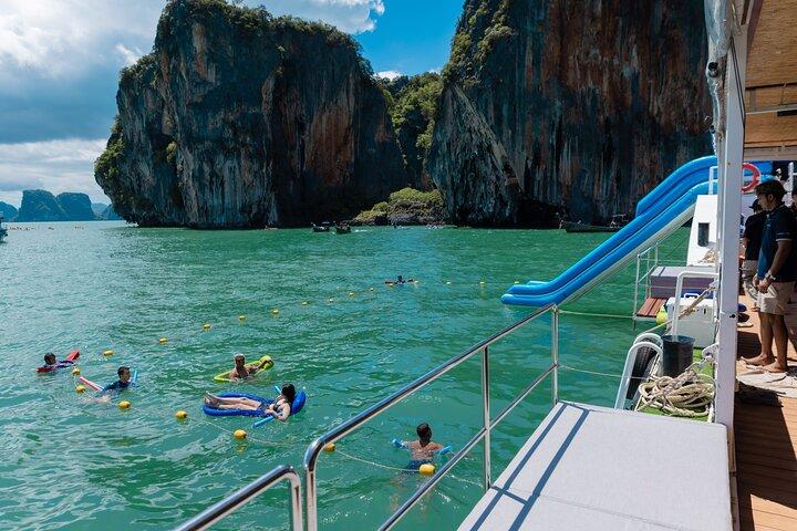 Explorar o parque nacional de Phang Nga Bay com almoço e jantar