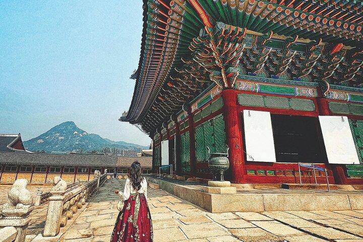 Hanbok i palats och traditionell efterrätt