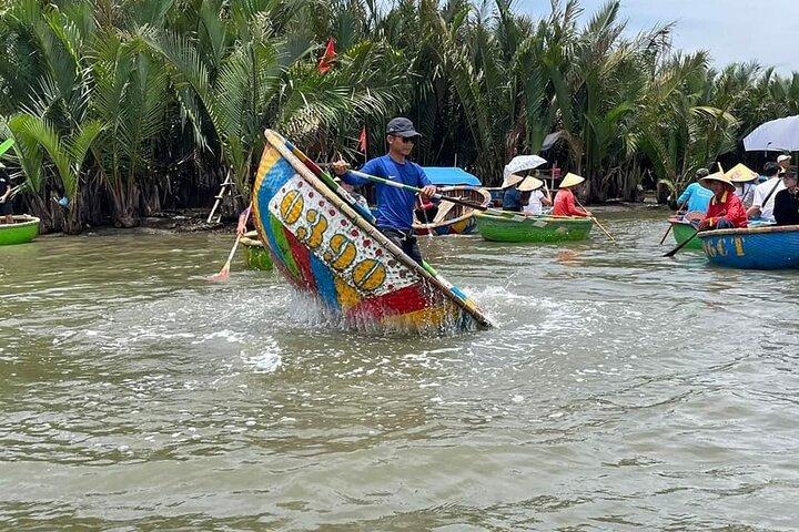 Montagne de marbre - Jungle de noix de coco pour faire du bateau-panier - Ville de Hoi An