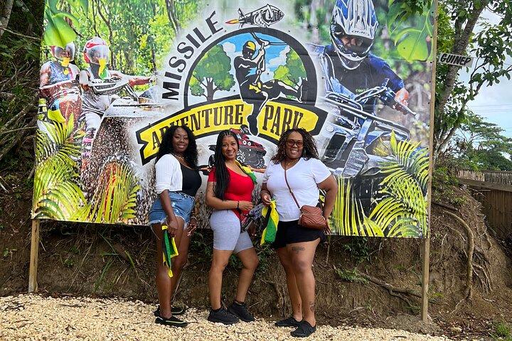 ATV Jungle Ride, Zipline en Ricks Cafe van Montego Bay