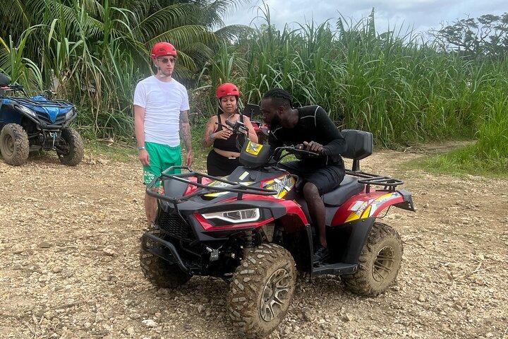 ATV Jungle Ride, Zipline en Ricks Cafe van Montego Bay