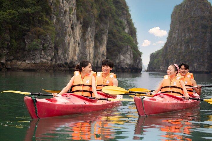 Descubra Pristine Nature Bai Tu Long Bay com La Muse Cruise