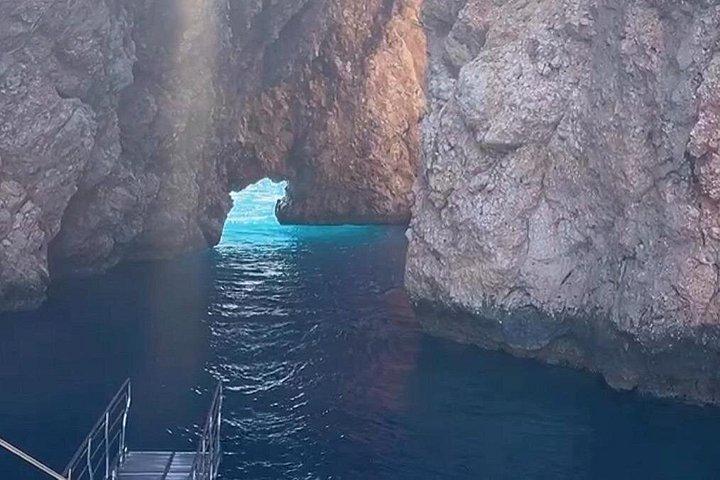 トルコのモルディブでのスルアダとアドラサンのボートツアー（ランチ付き）