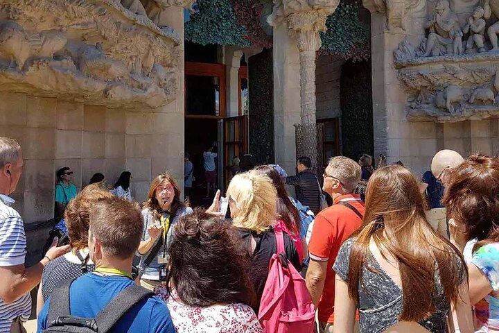 Führung durch die Sagrada Familia + Ebook